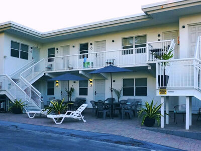 Luggage Storage near Hollywood Beach — luggage storage location