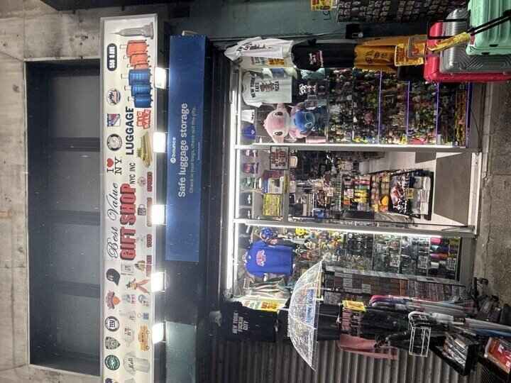 Luggage Storage near Madison Square Garden in New York — luggage storage location