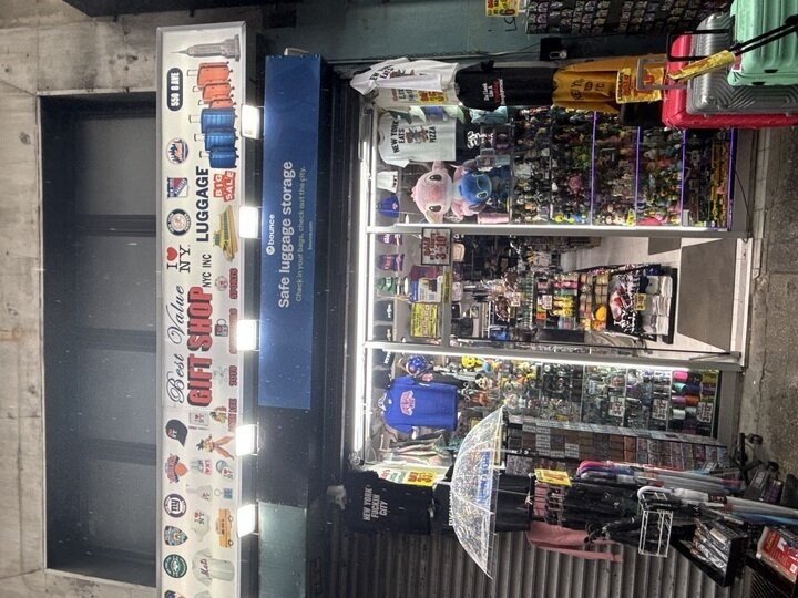 Luggage Storage near Madison Square Garden in New York — luggage storage location