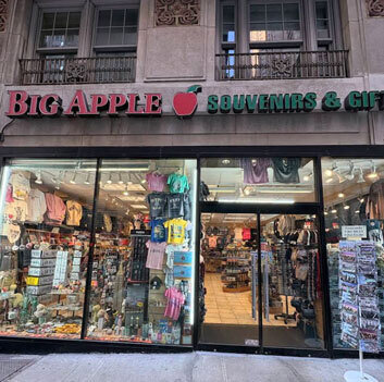 Luggage Storage near Madison Square Garden in New York — luggage storage location