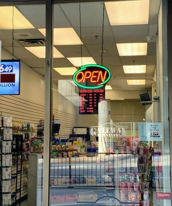Luggage Storage near Bank of Canada Museum in Ottawa — luggage storage location