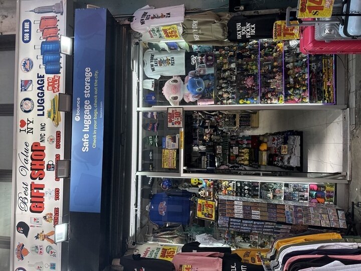 Luggage Storage near Madison Square Garden in New York — luggage storage location